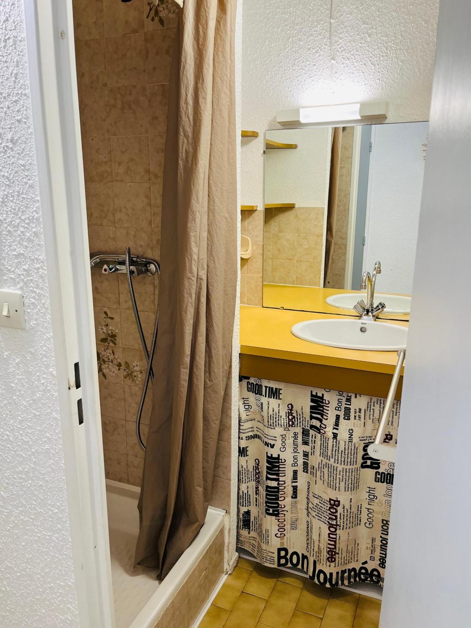 לה-גרו-דו-רואה Studio Cabine 4 Couchages Avec Piscine Lb מראה חיצוני תמונה